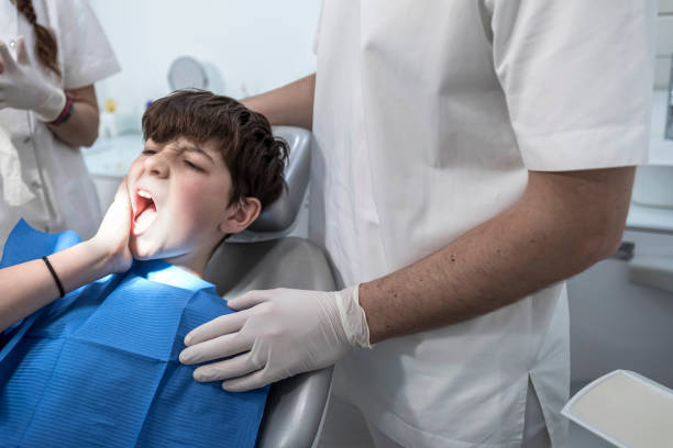 Best Emergency Dentist for Knocked-Out Tooth in Leakesville, MS